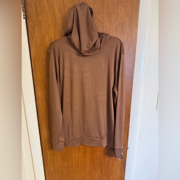 New w/tags, full zip, lightweight hoodie, size 1X, long sleeve, from Splash - Picture 4 of 13